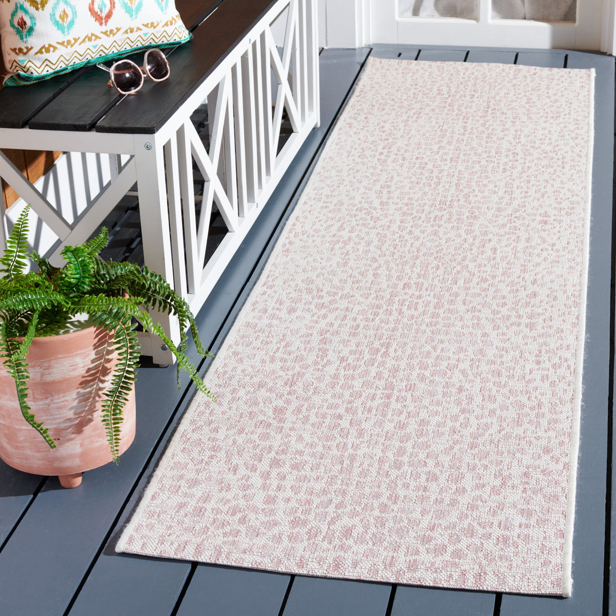 SAFAVIEH Courtyard Ruta Indoor/ Outdoor Waterproof Patio Backyard Rug