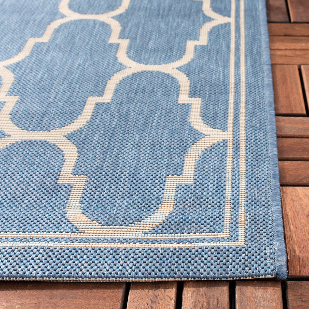 SAFAVIEH Courtyard Sufia Waterproof Trellis Backyard Patio Rug