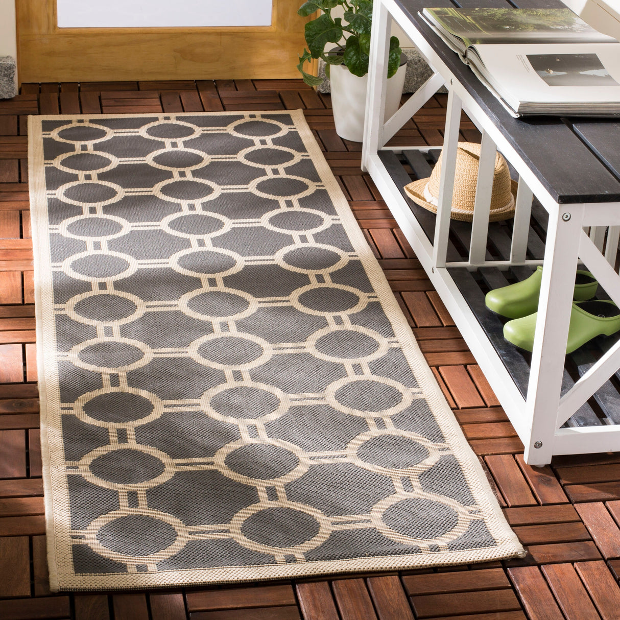 SAFAVIEH Courtyard Sweta Indoor/ Outdoor Waterproof Patio Backyard Rug