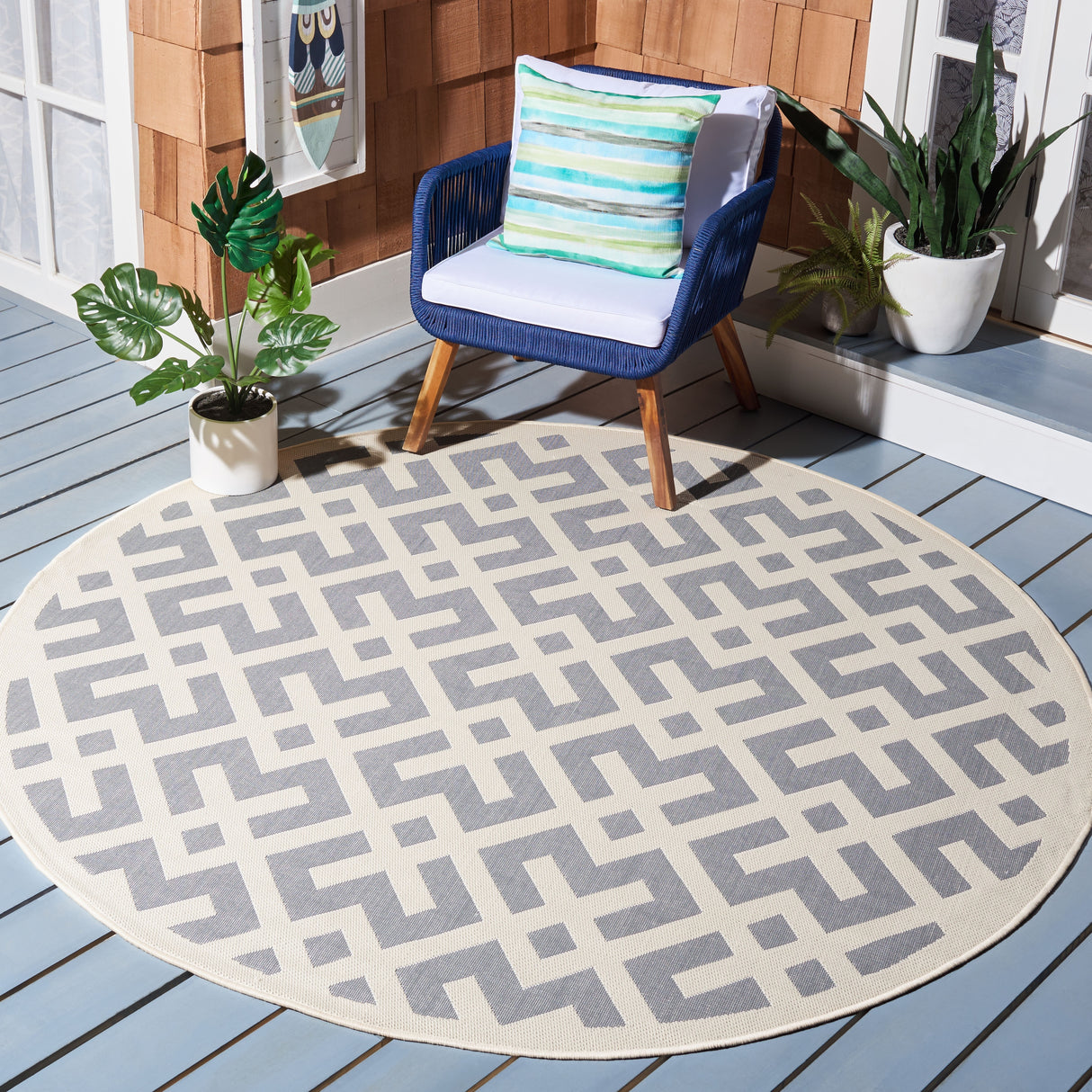 SAFAVIEH Courtyard Sytske Indoor/ Outdoor Waterproof Patio Backyard Rug