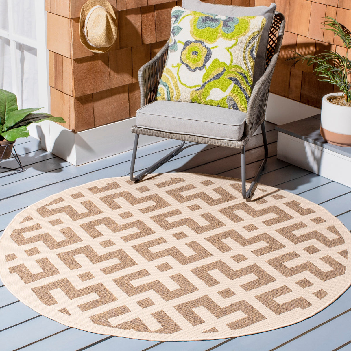 SAFAVIEH Courtyard Sytske Indoor/ Outdoor Waterproof Patio Backyard Rug