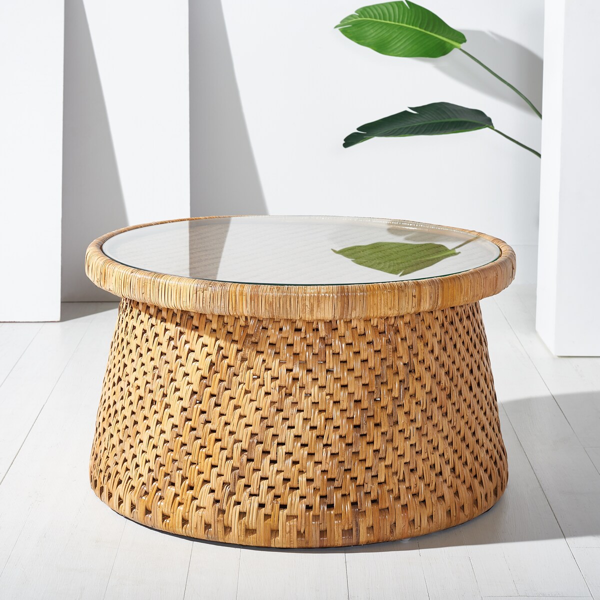 SAFAVIEH Couture Geziena Tropical Coastal Boho Rattan Round Coffee Table - 32 In. W x 32 In. D x 18 In. H - 32Wx32Dx18H