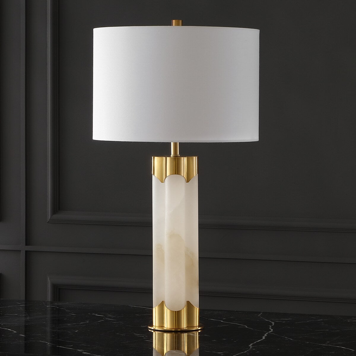 SAFAVIEH Couture Lighting Margaretha 28-inch Alabaster Table Lamp - 15 In W x 15 In D x 28 In H - 15Wx15Dx28H