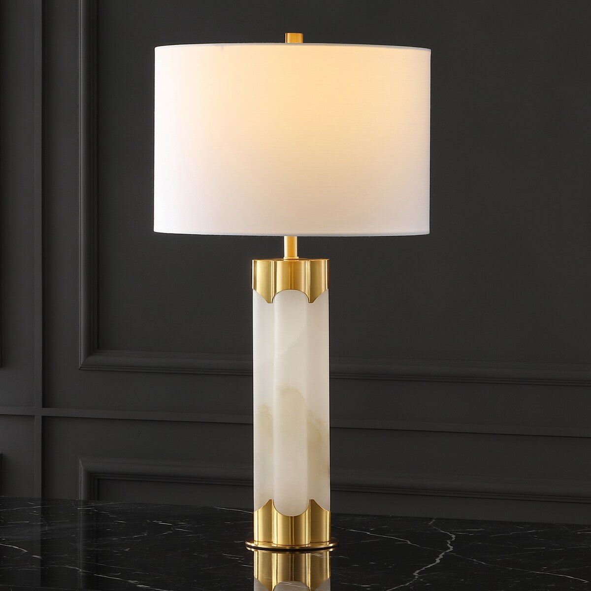 SAFAVIEH Couture Lighting Margaretha 28-inch Alabaster Table Lamp - 15 In W x 15 In D x 28 In H - 15Wx15Dx28H