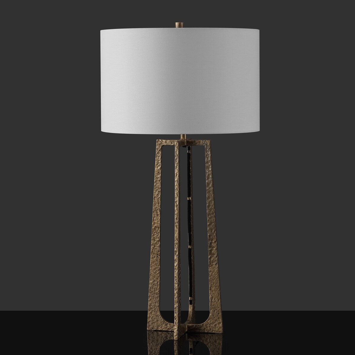 SAFAVIEH Couture Pollyanna Metal Base Table Lamp - 16Wx16Dx32H