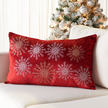 SAFAVIEH Cronan 16"x24" Snowflake Pillow