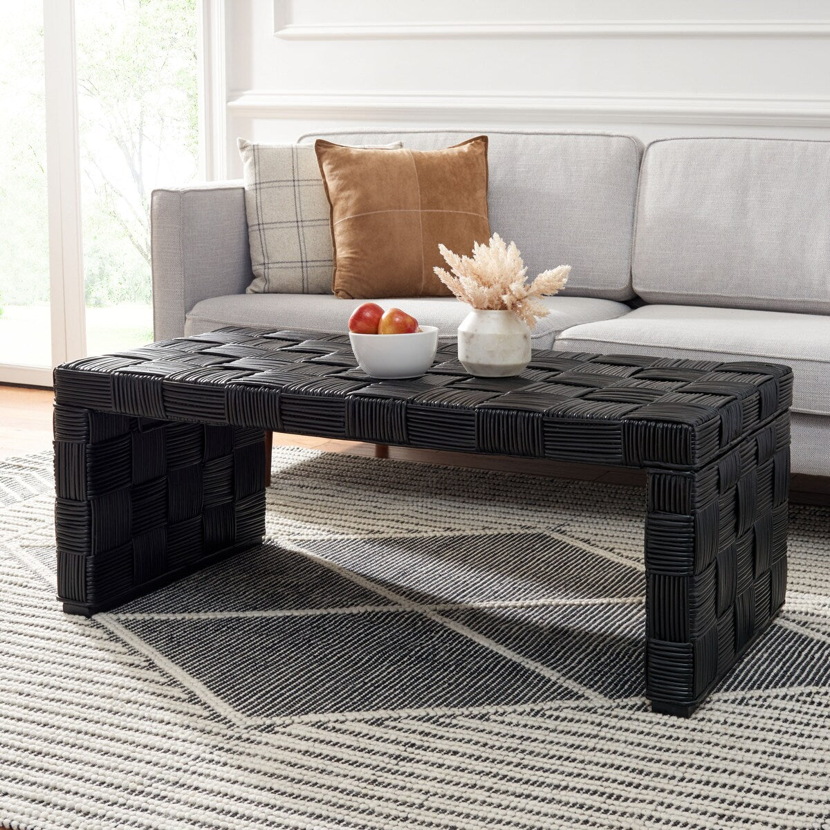 SAFAVIEH Dalina Rattan Coffee Table. - 47" W x 26" D x 18" H - 47Wx26Dx18H