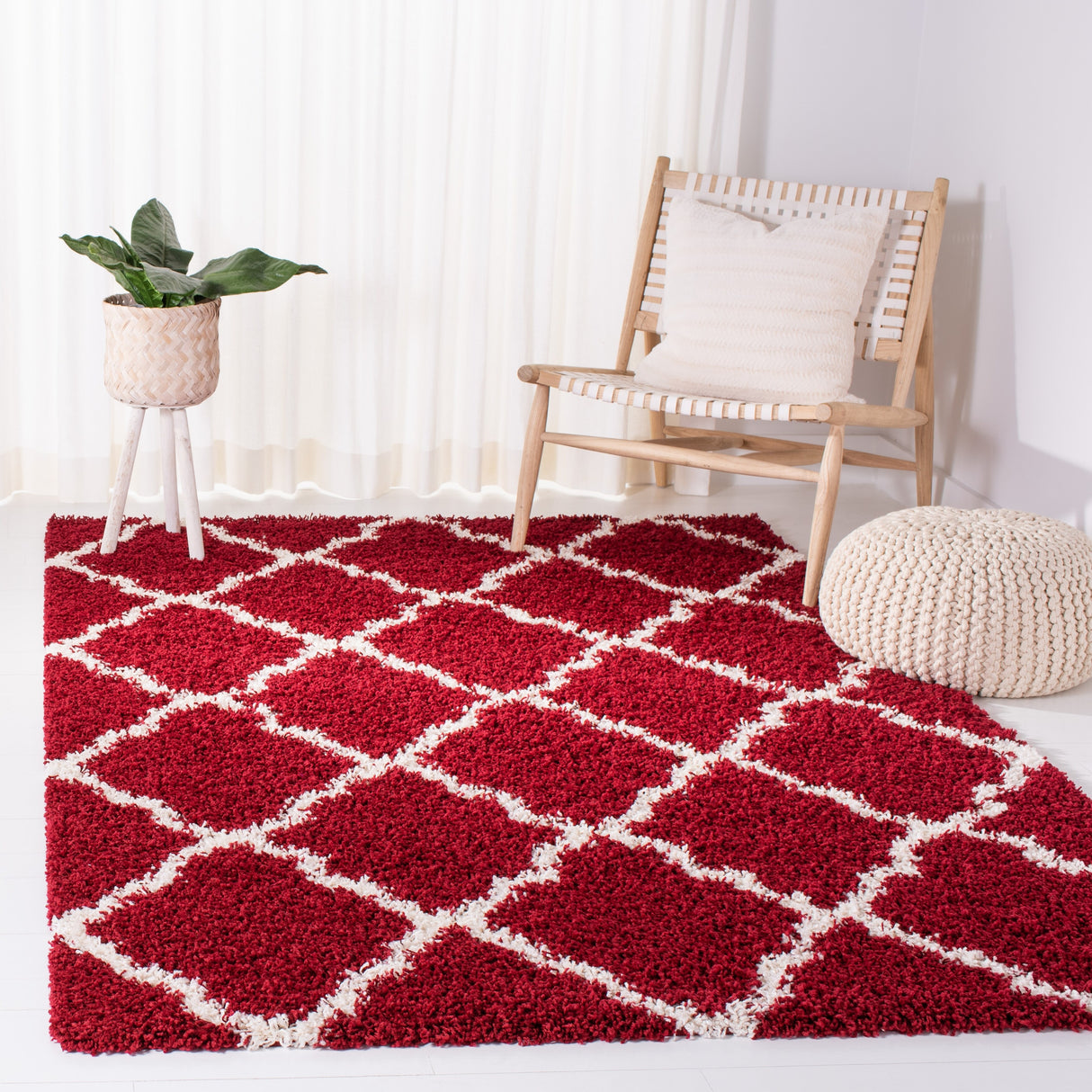 SAFAVIEH Dallas Shag Darina Trellis 1.5-inch Thick Rug