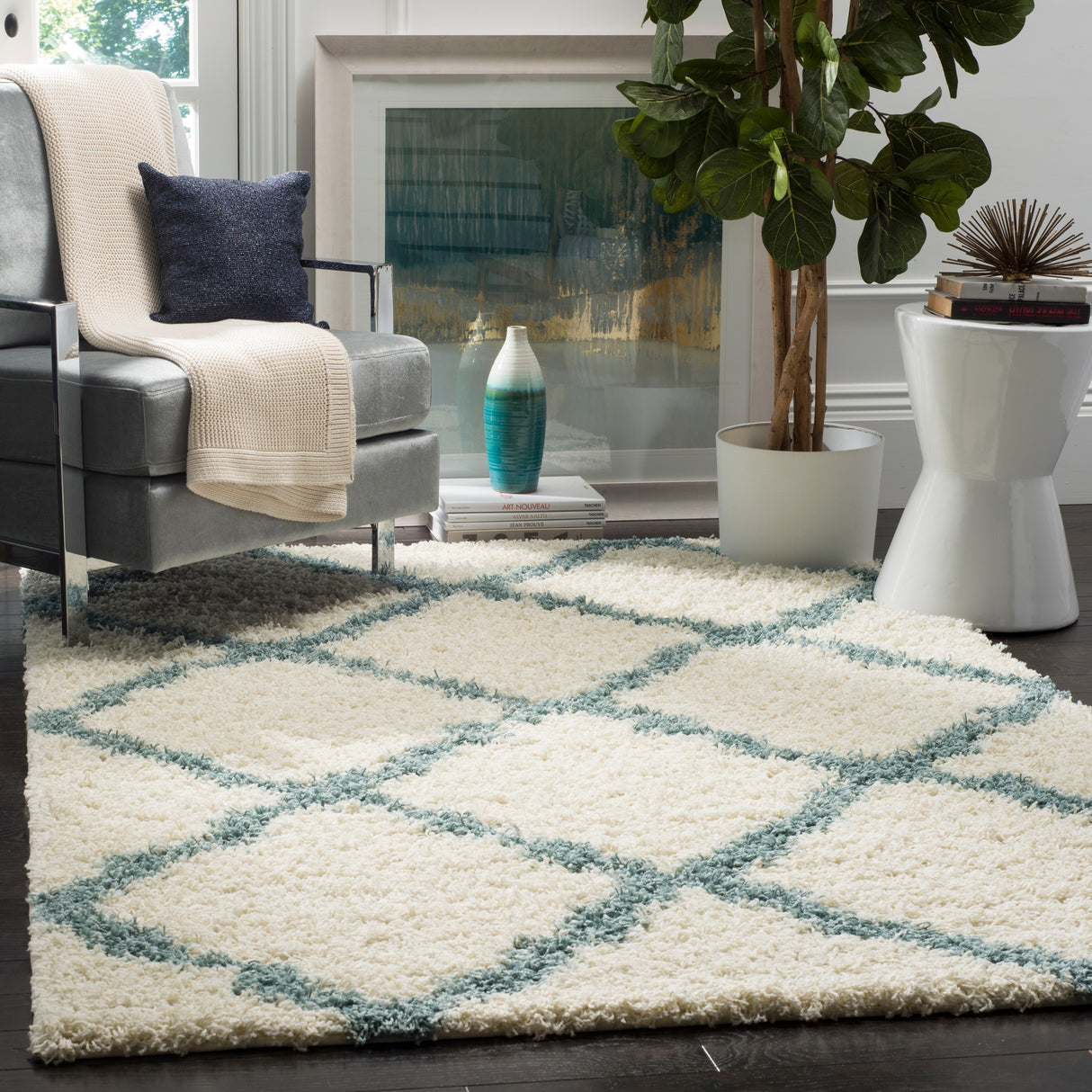 SAFAVIEH Dallas Shag Darina Trellis 1.5-inch Thick Rug