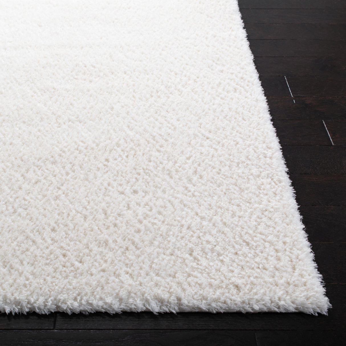 SAFAVIEH Decora Shaggy Maryada 2-inch Thick Rug