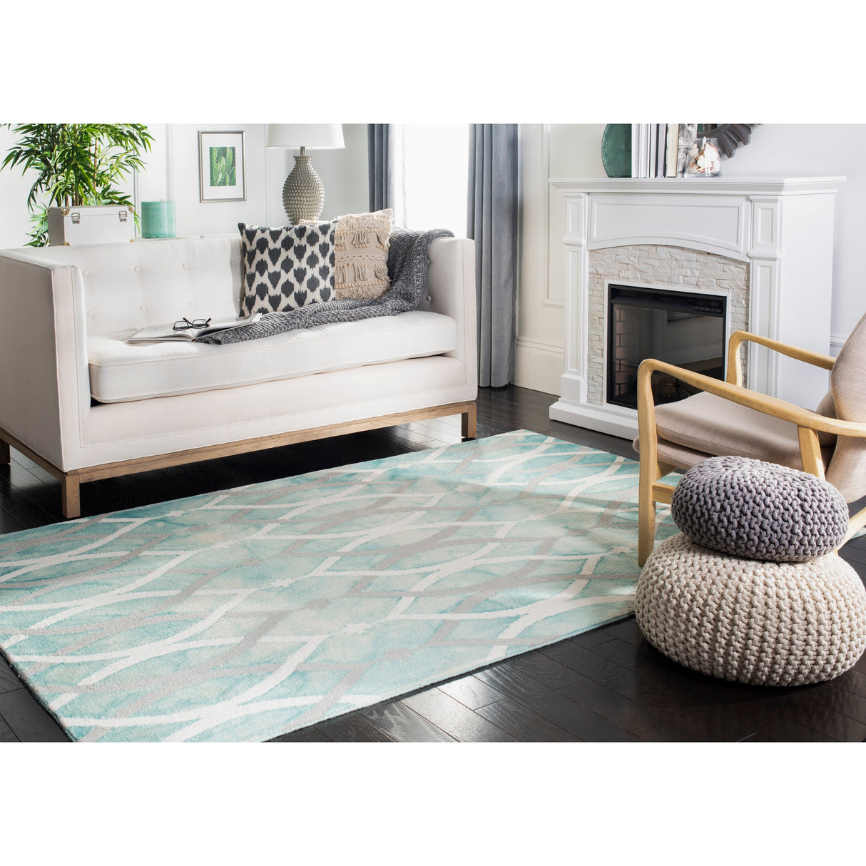 SAFAVIEH Dip Dye Mercan Hand-tufted Wool Geometric Area Rug