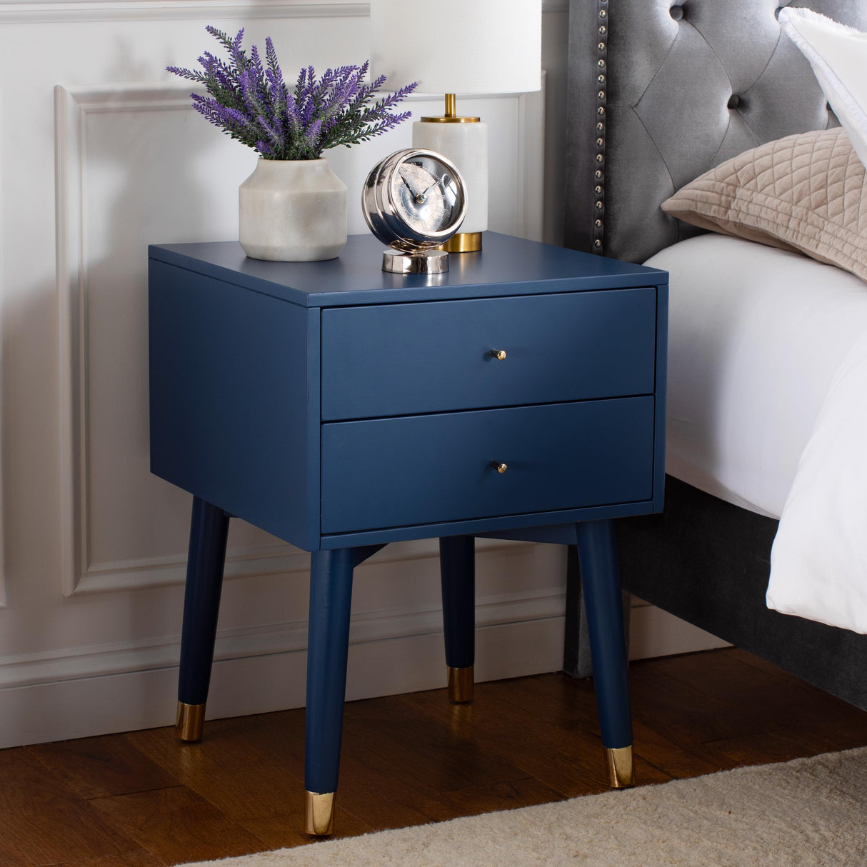 SAFAVIEH Dobrita Mid-Century Modern 2-Drawer Nightstand