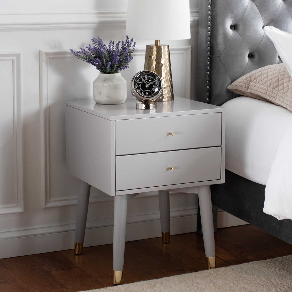 SAFAVIEH Dobrita Mid-Century Modern 2-Drawer Nightstand