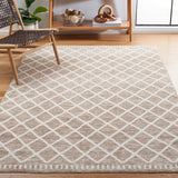 SAFAVIEH Easy Care Machine Washable Galyna Geometric Rug