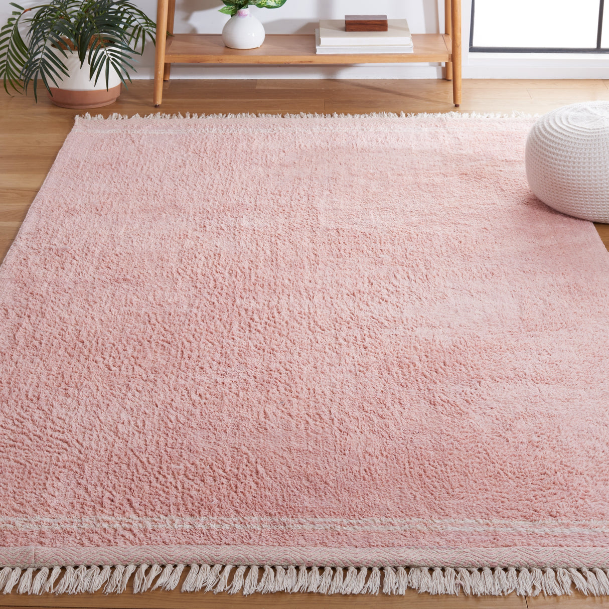 SAFAVIEH Easy Care Machine Washable Vincente Ilva Rug