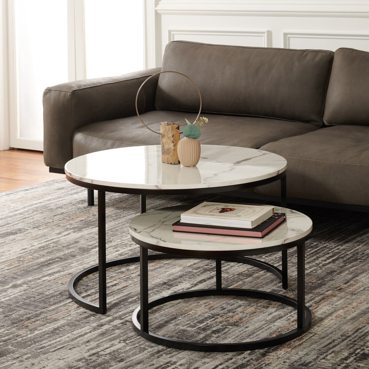 SAFAVIEH Elberta 2 Round Nesting Coffee Table - 43" L x 36" D x 18" H - 32Wx32Dx18H