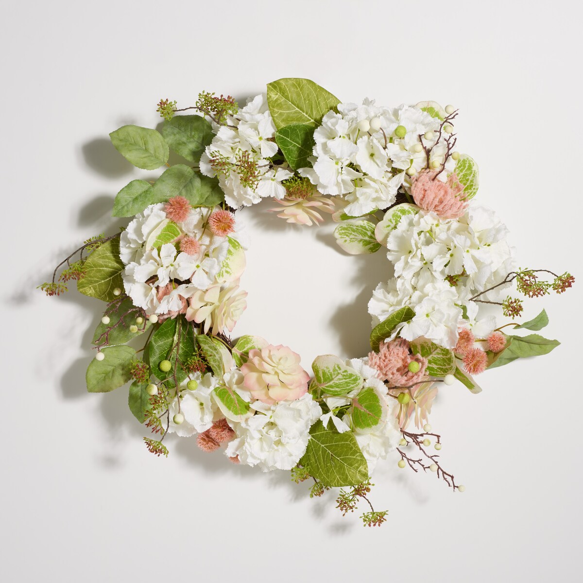 SAFAVIEH Esmeralda Faux 28-inch Hydrangea & Magnolia Wreath