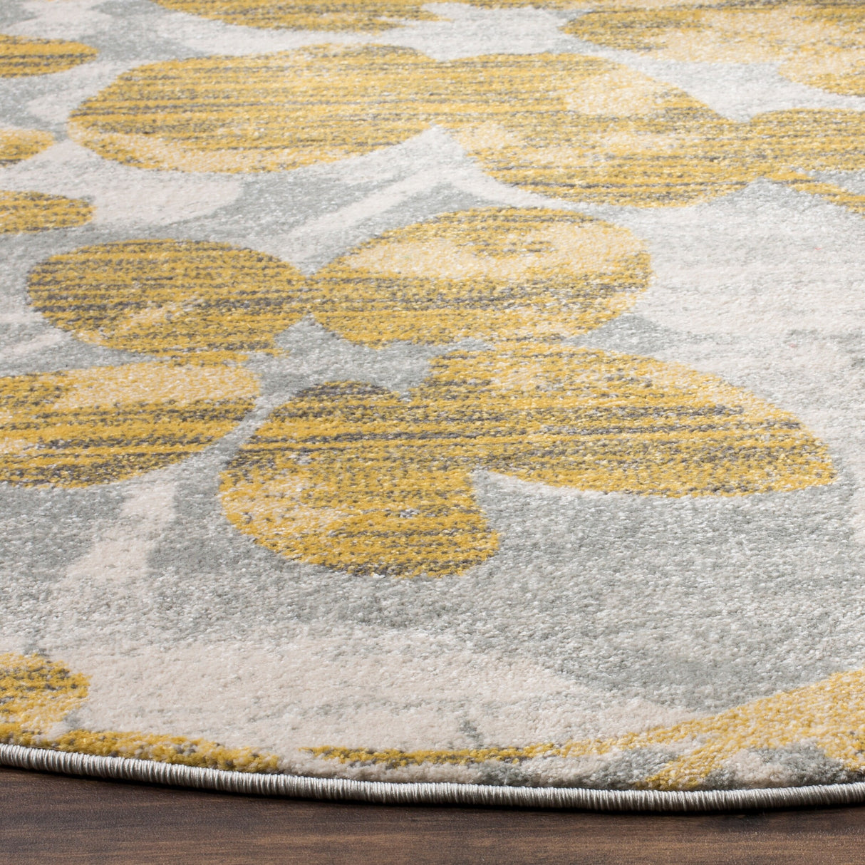 SAFAVIEH Evoke Floral Amale Area Rug