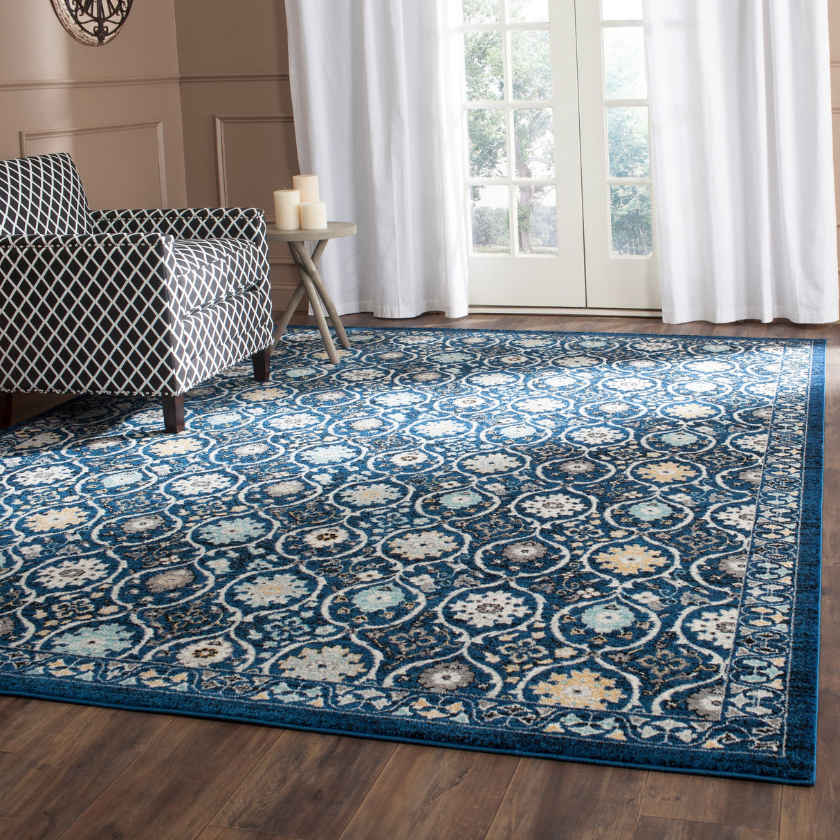 SAFAVIEH Evoke Malika Floral Damask Boho Rug