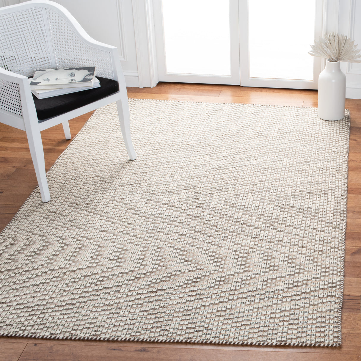 SAFAVIEH Flatweave Kilim Gudveig Wool Rug