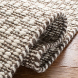 SAFAVIEH Flatweave Kilim Gudveig Wool Rug