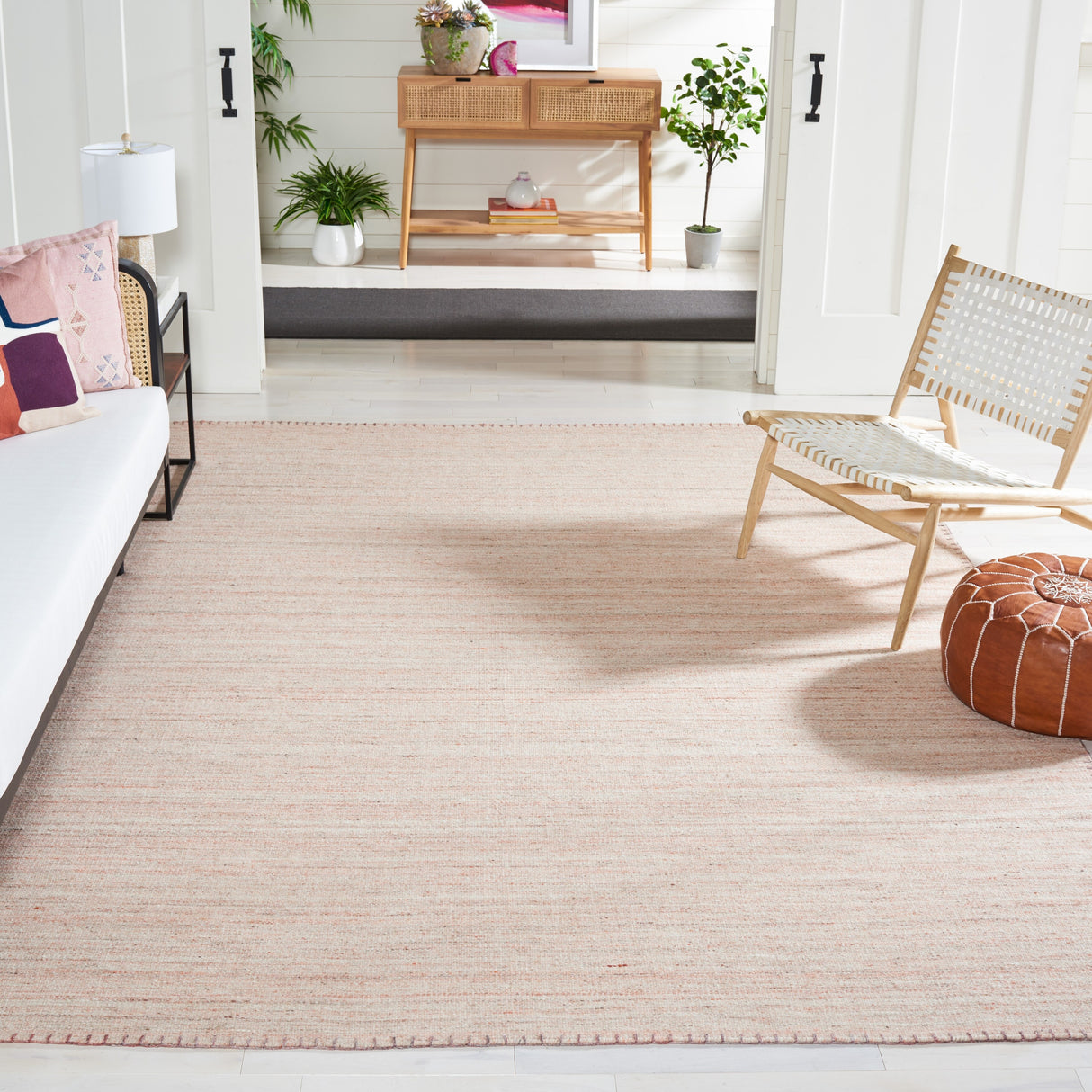 SAFAVIEH Flatweave Kilim Mizuki Wool Rug