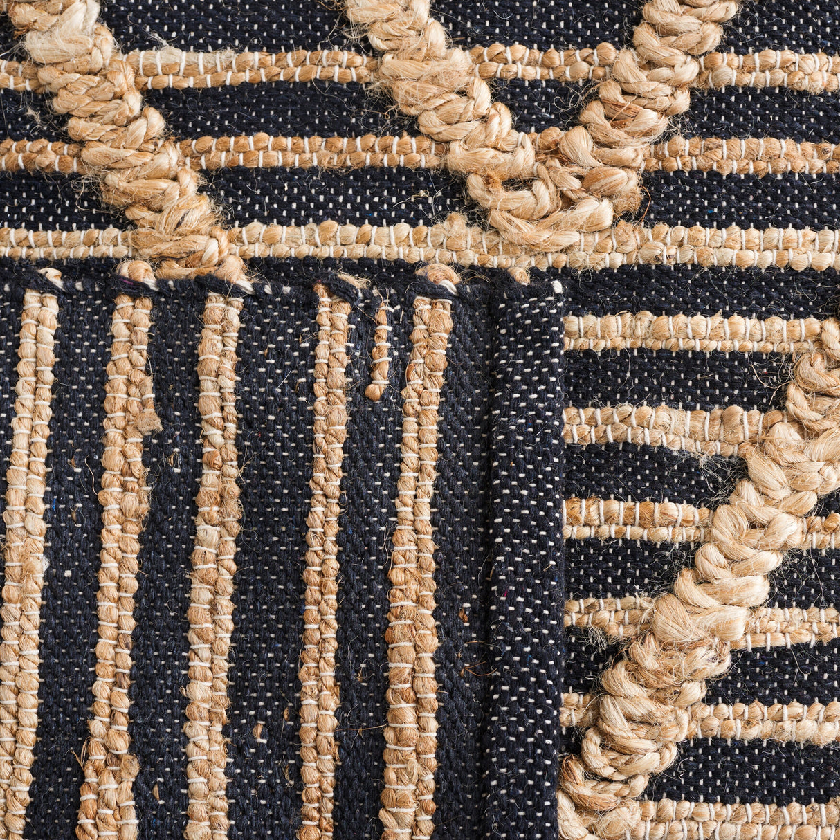 SAFAVIEH Flatweave Natural Fiber Sunje Jute Rug