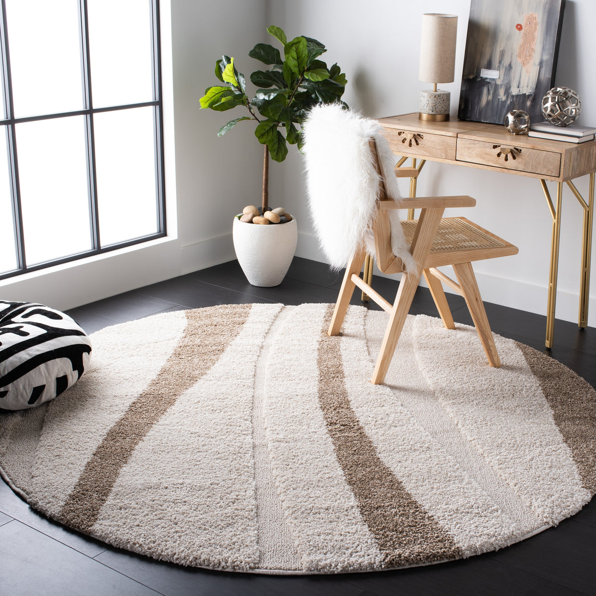 SAFAVIEH Florida Shag Ariola Stripe 1.2-inch Thick Rug