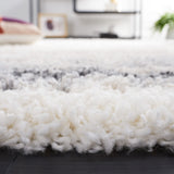 SAFAVIEH Fontana Shag Chihoko Modern Border 2-inch Thick Rug