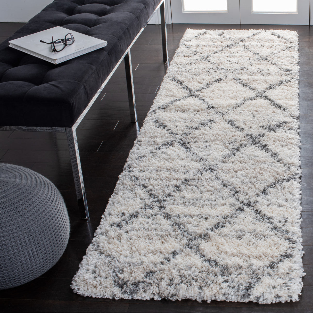 SAFAVIEH Fontana Shag Marye Modern Trellis 2-inch Thick Rug