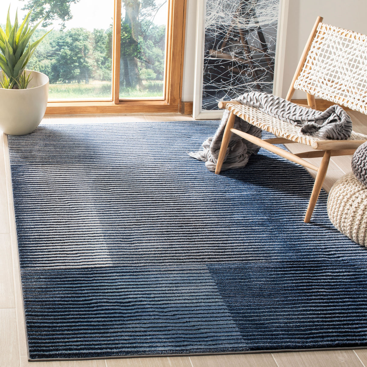 SAFAVIEH Galaxy Sigtraud Mid-Century Modern Geometric Stripe Rug