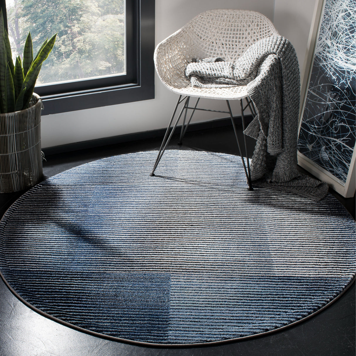 SAFAVIEH Galaxy Sigtraud Mid-Century Modern Geometric Stripe Rug