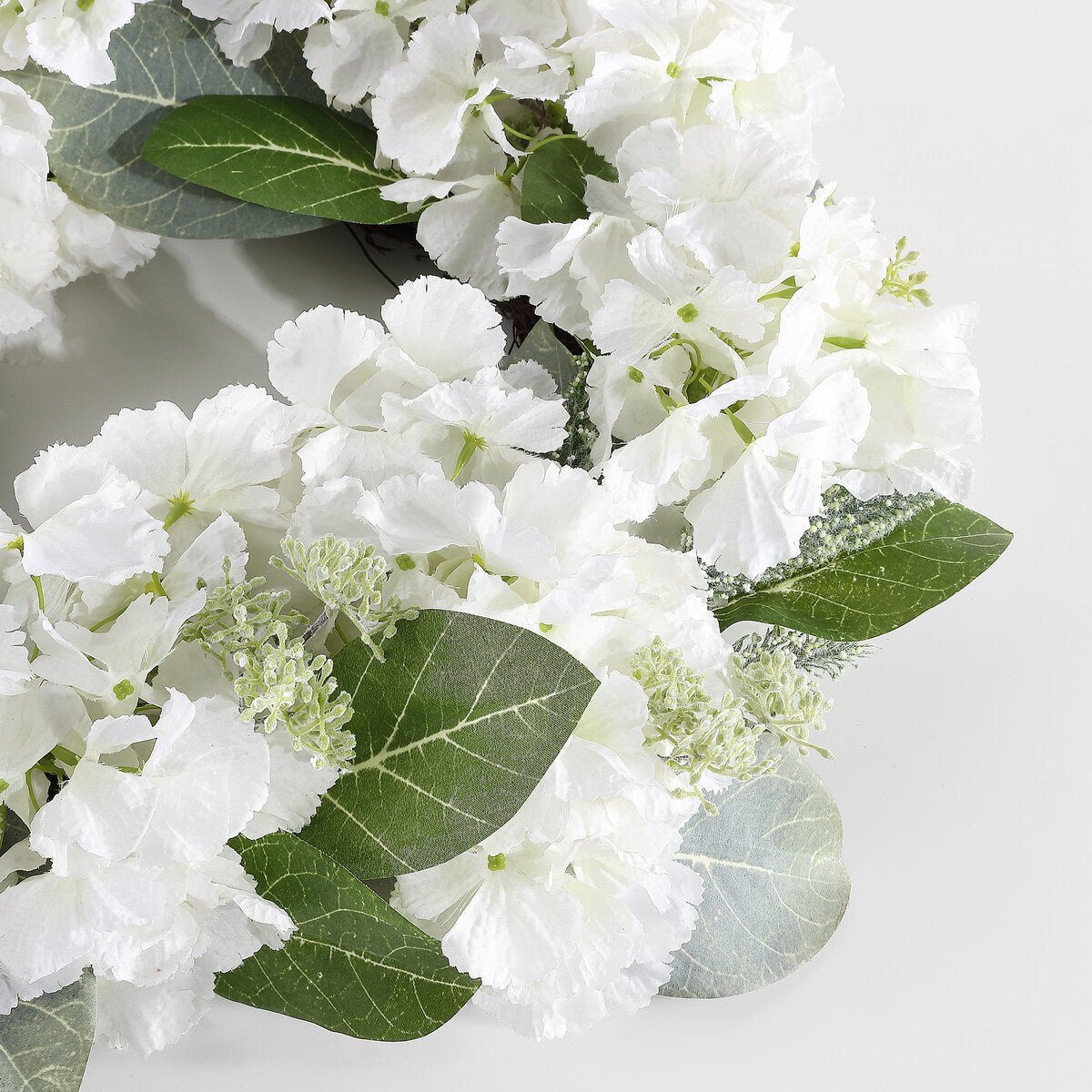 SAFAVIEH Gwenda Faux 22-inch Hydrangea & Magnolia Wreath