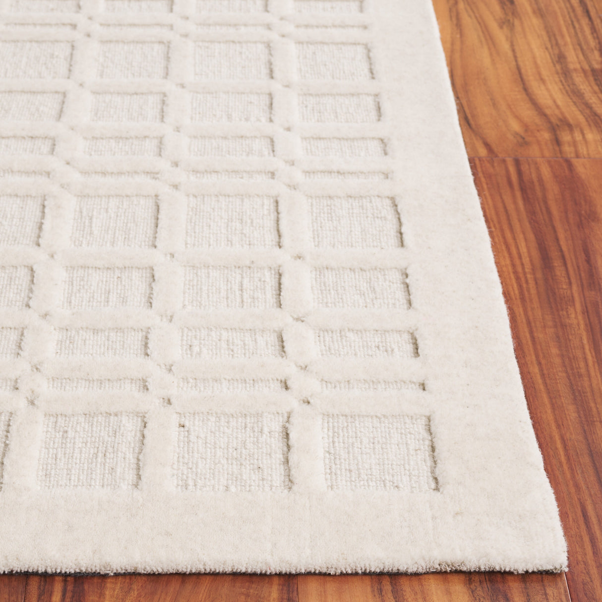 SAFAVIEH Hand-Loomed Impressions Apollonie Modern & Contemporary Wool Rug