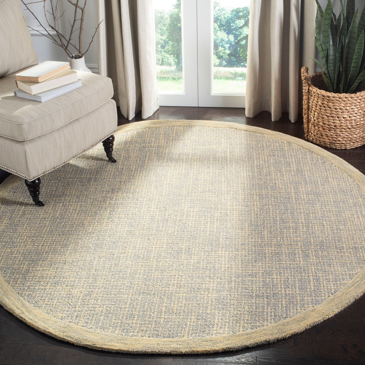 SAFAVIEH Handmade Abstract Filiz Modern Wool Rug