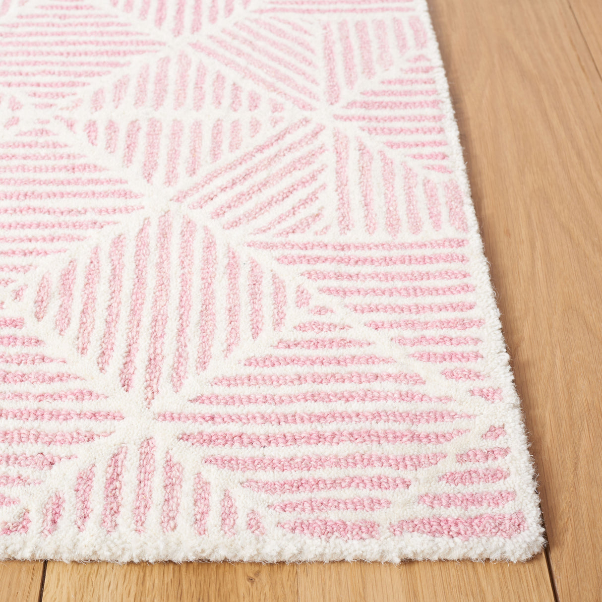 SAFAVIEH Handmade Abstract Harmanna Modern Wool Rug