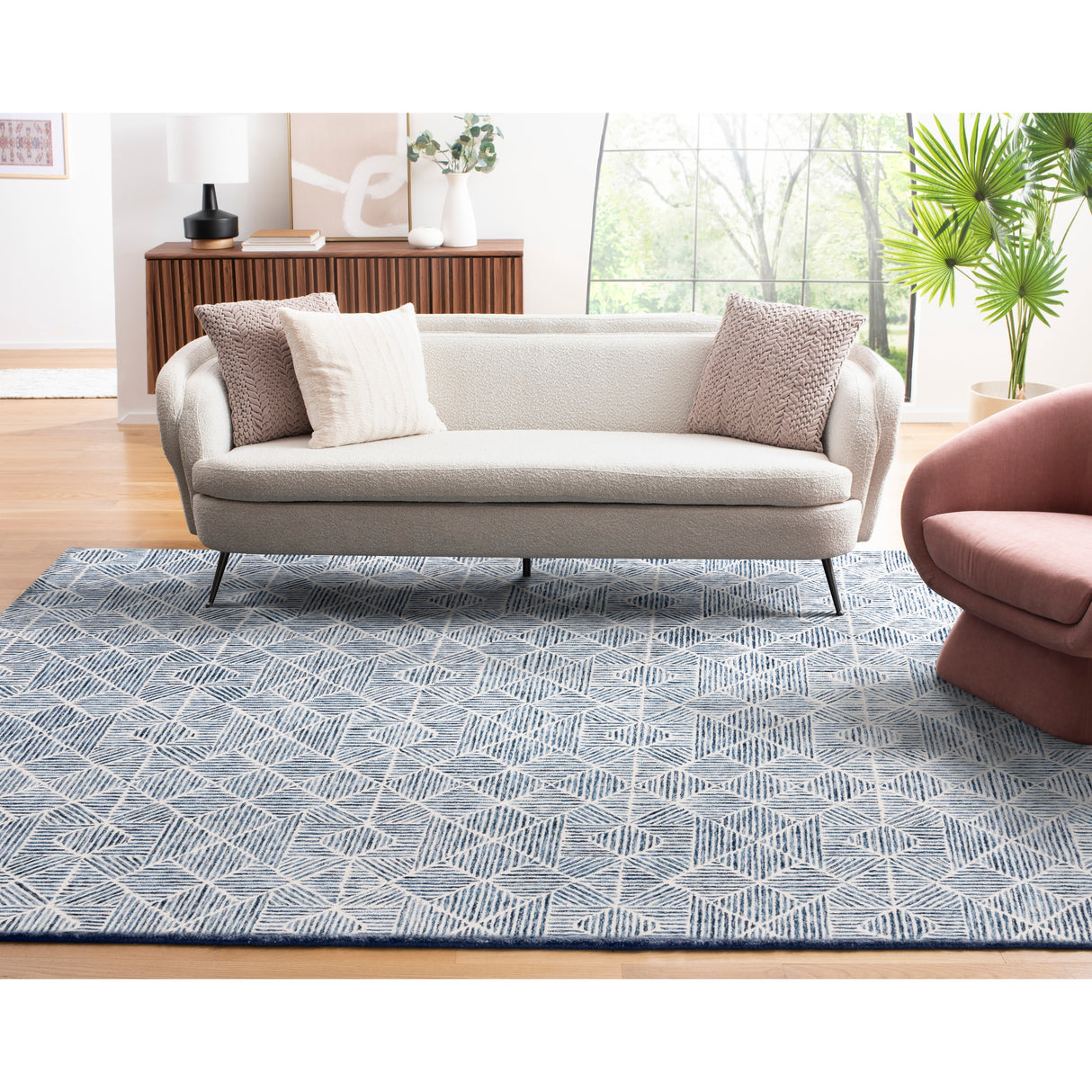 SAFAVIEH Handmade Abstract Harmanna Modern Wool Rug