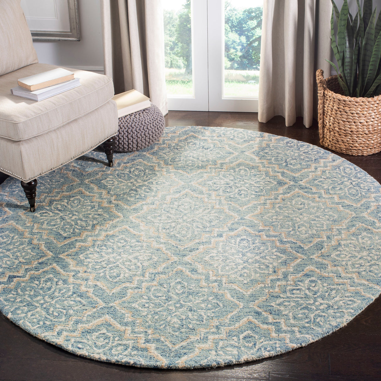 SAFAVIEH Handmade Abstract Ingegerd Modern Wool Rug