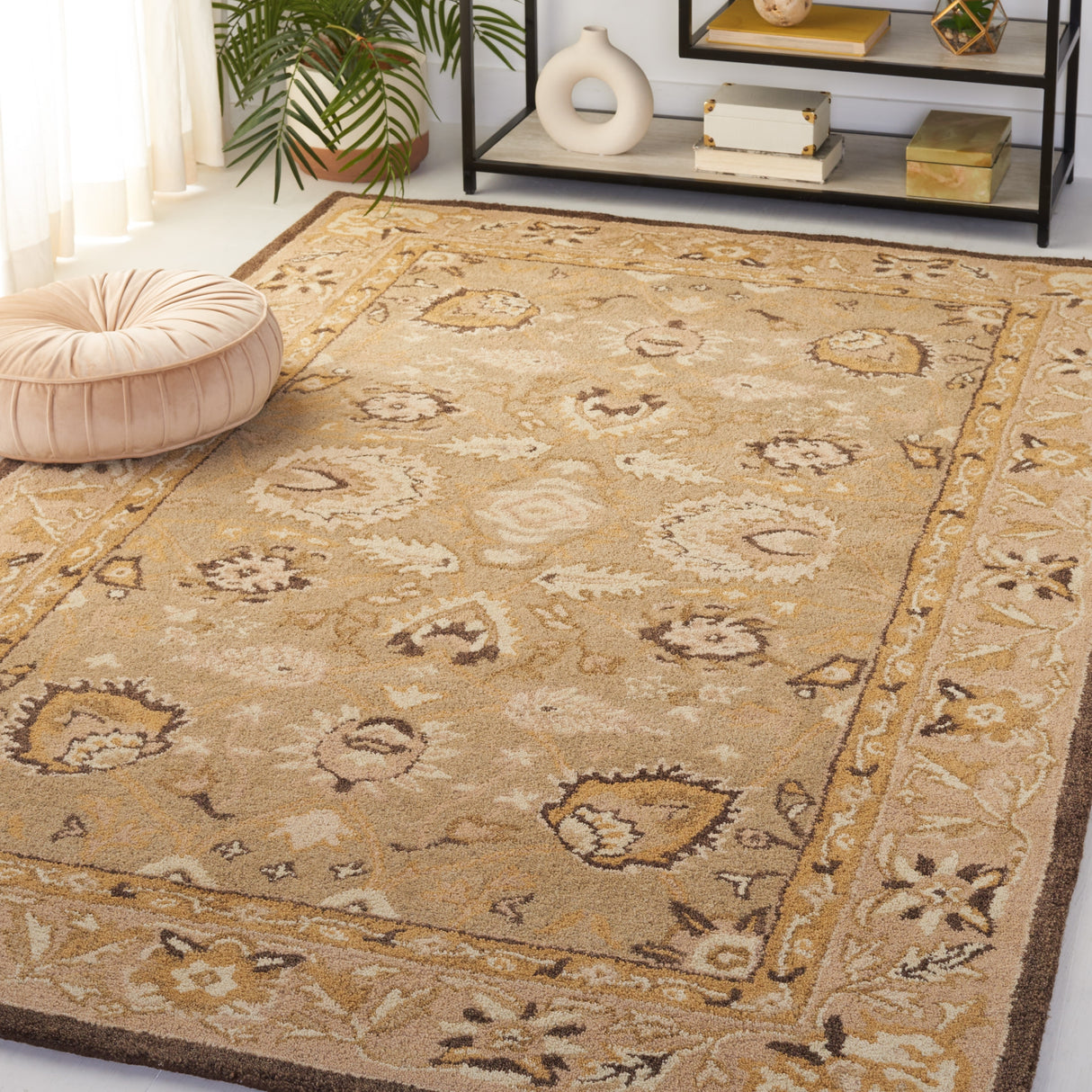 SAFAVIEH Handmade Anatolia Renelle Traditional Oriental Hand-spun Wool Rug