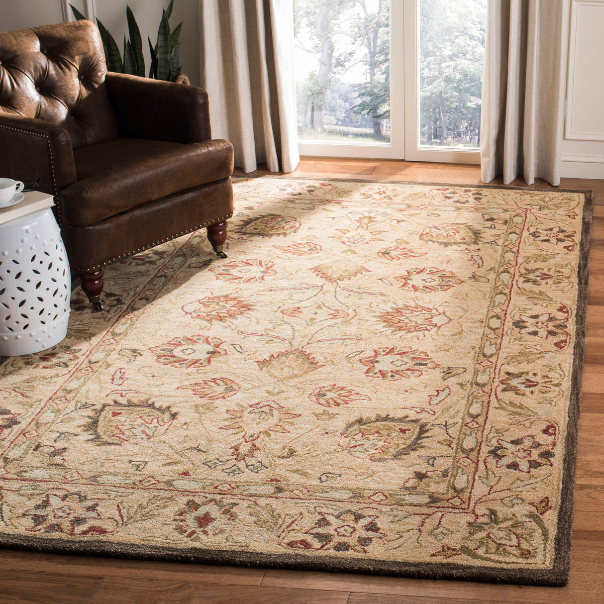 SAFAVIEH Handmade Anatolia Renelle Traditional Oriental Hand-spun Wool Rug