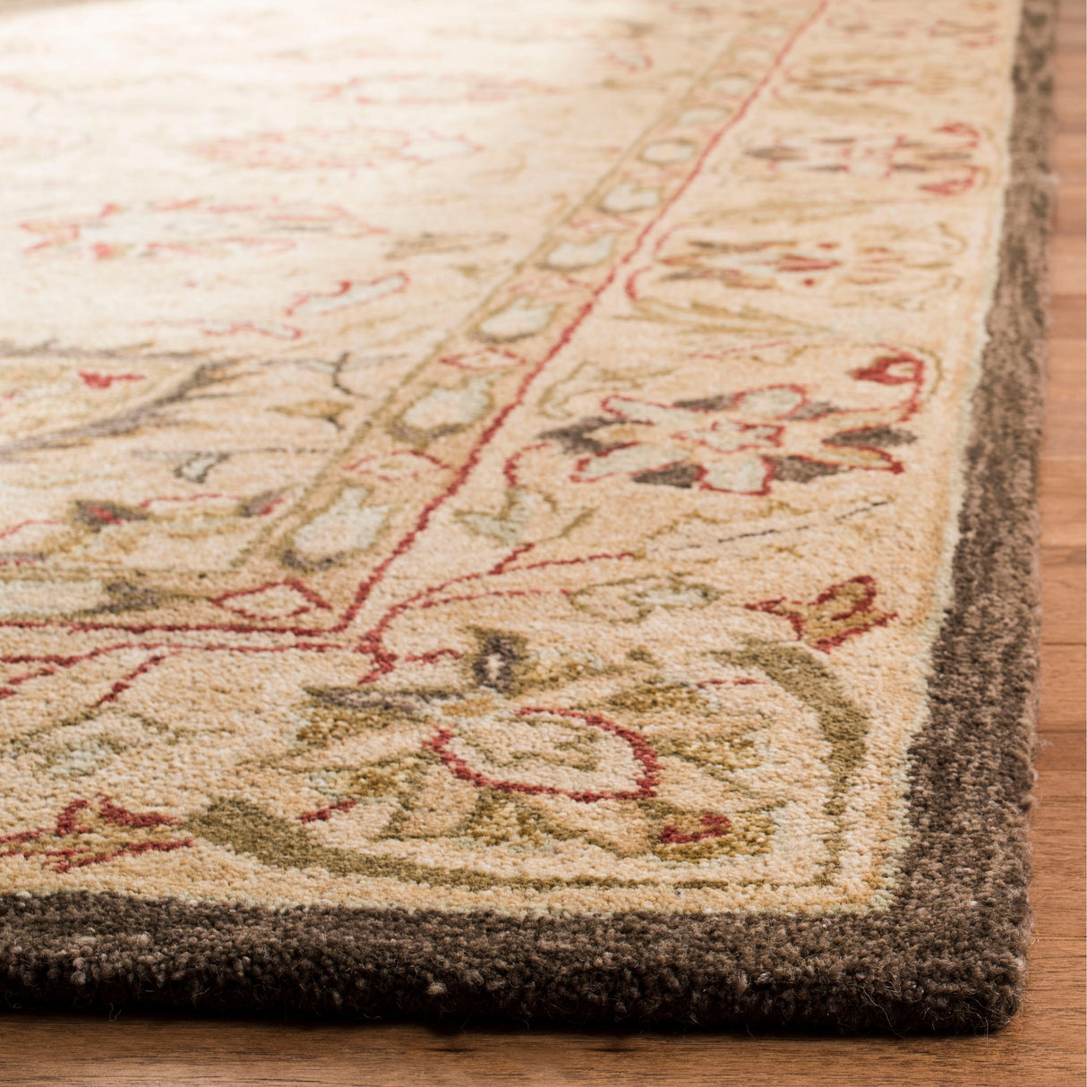 SAFAVIEH Handmade Anatolia Renelle Traditional Oriental Hand-spun Wool Rug