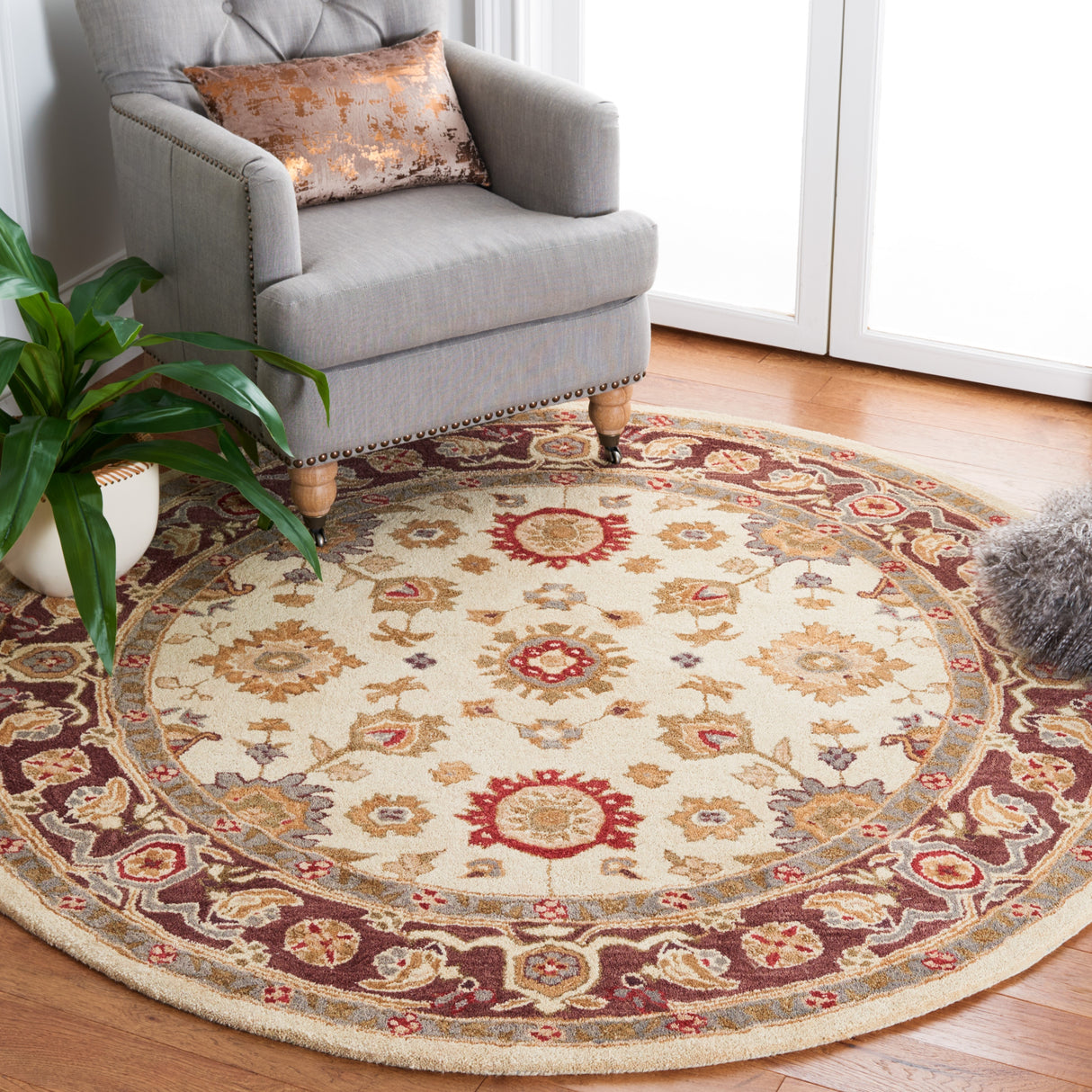 SAFAVIEH Handmade Anatolia Shahida Traditional Oriental Hand-spun Wool Rug