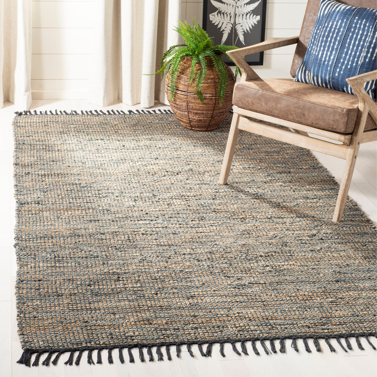 SAFAVIEH Handmade Anjela Leather Boho Stripe Area Rug