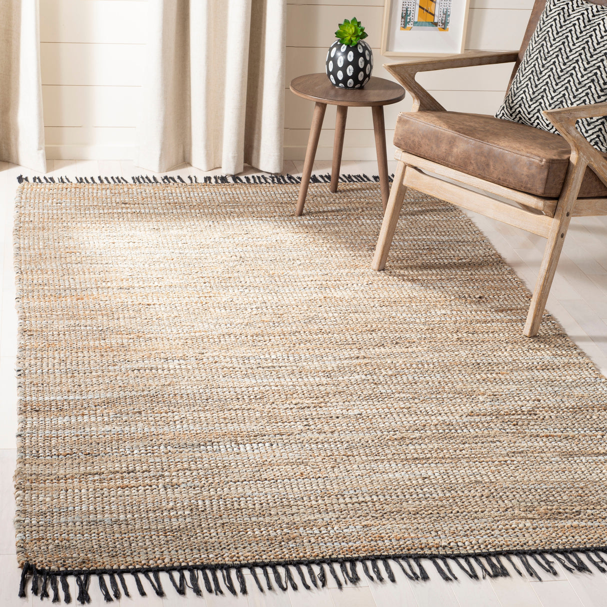 SAFAVIEH Handmade Anjela Leather Boho Stripe Area Rug