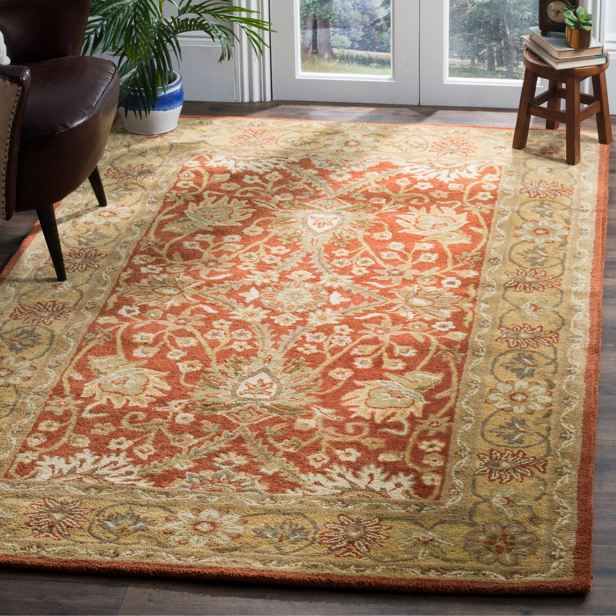 SAFAVIEH Handmade Antiquity Edie Traditional Oriental Wool Rug