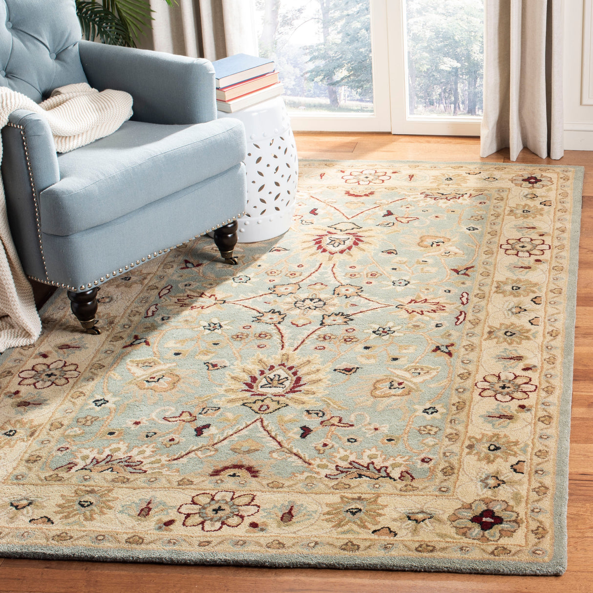 SAFAVIEH Handmade Antiquity Edie Traditional Oriental Wool Rug