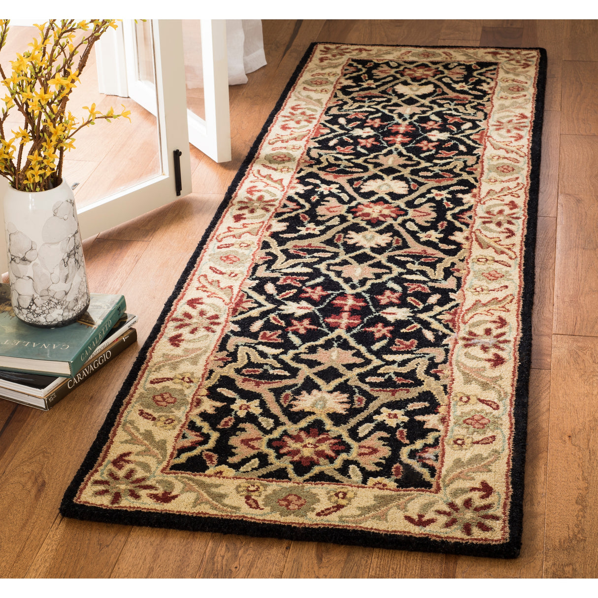 SAFAVIEH Handmade Antiquity Loana Traditional Oriental Wool Rug