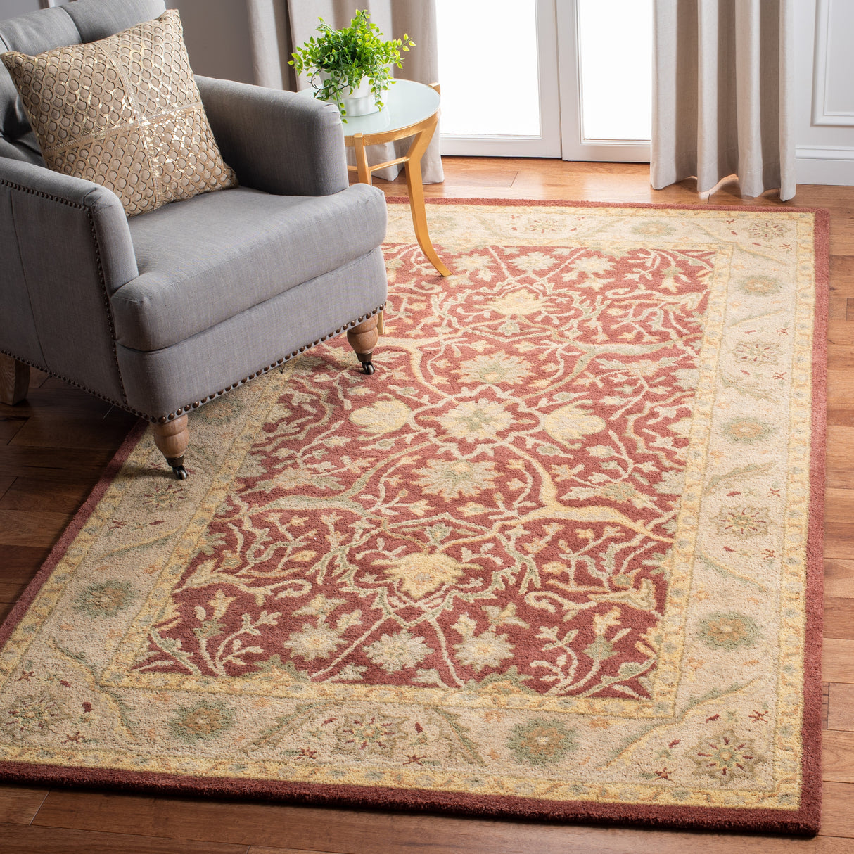 SAFAVIEH Handmade Antiquity Loana Traditional Oriental Wool Rug