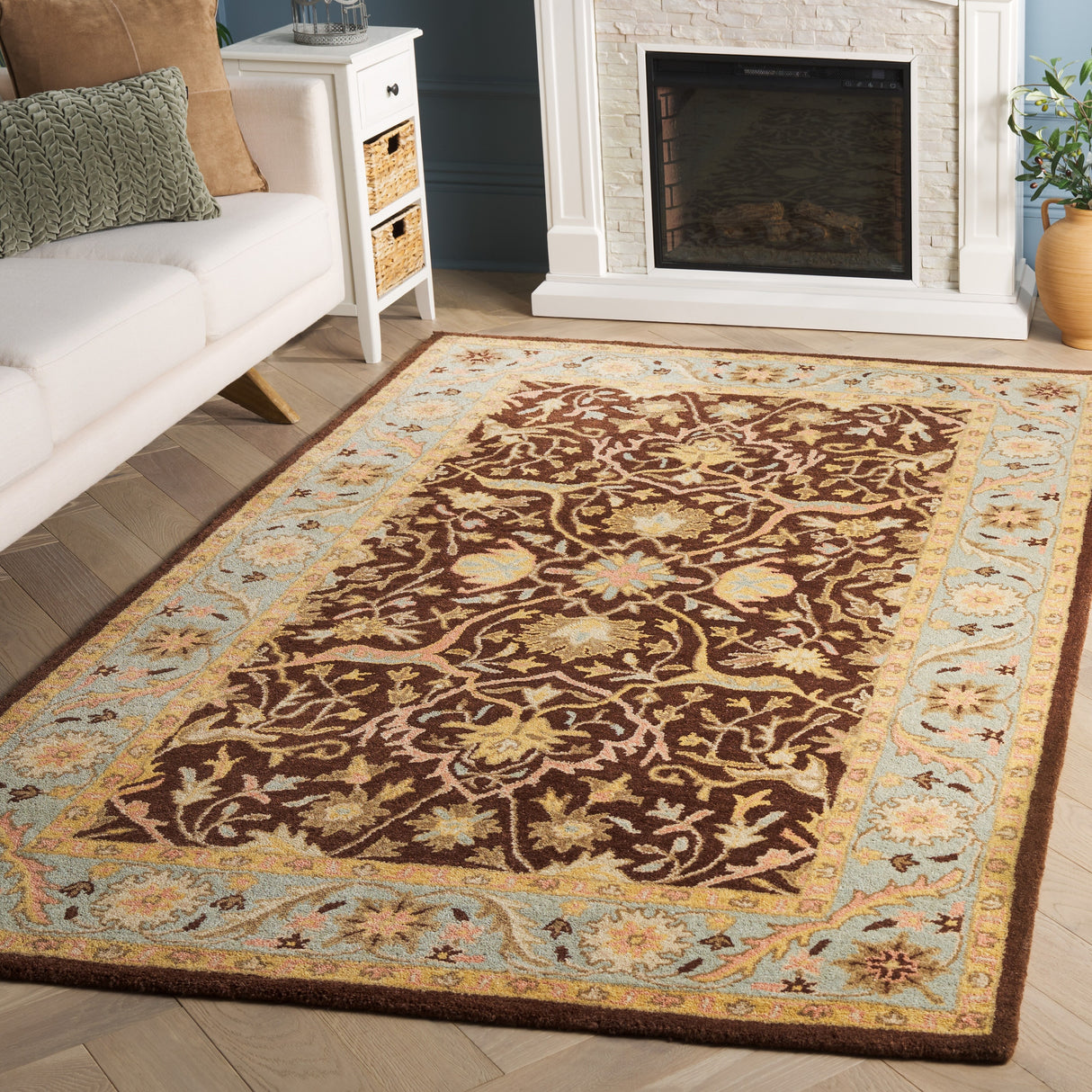 SAFAVIEH Handmade Antiquity Loana Traditional Oriental Wool Rug