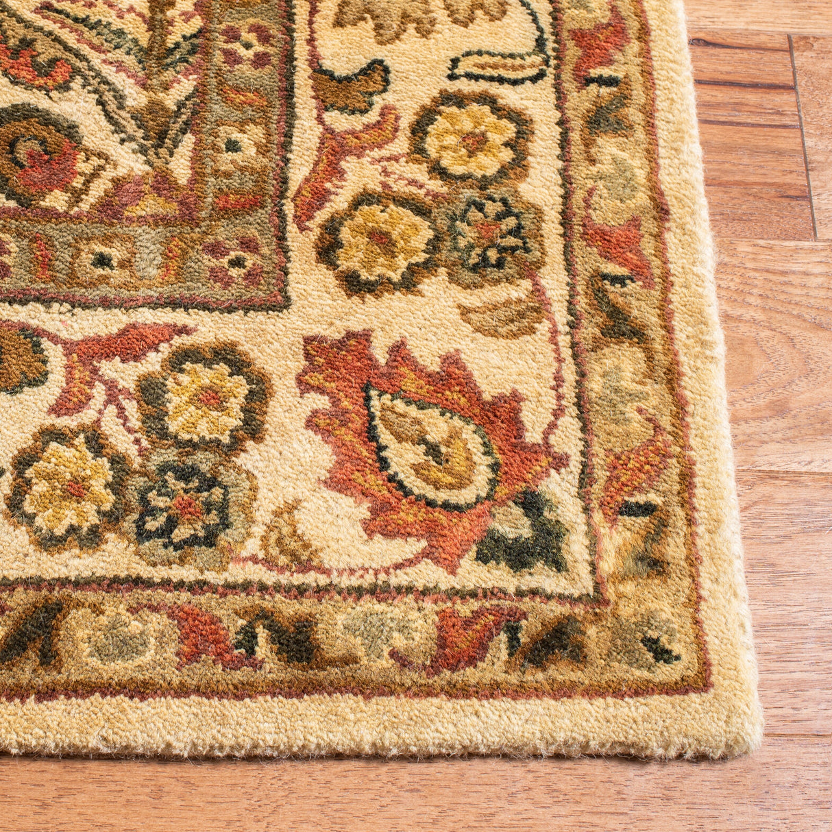 SAFAVIEH Handmade Antiquity Smiljka Traditional Oriental Wool Rug